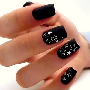 🍒🍒 Star Press On Nails 24 Pieces